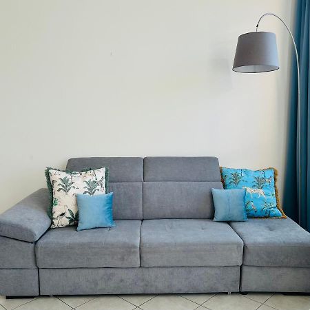 Holiday Sweet Apartment มัลเชซิเน ภายนอก รูปภาพ