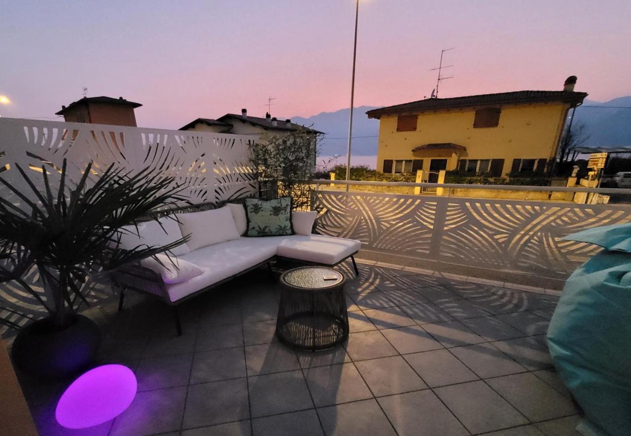 Holiday Sweet Apartment มัลเชซิเน ภายนอก รูปภาพ