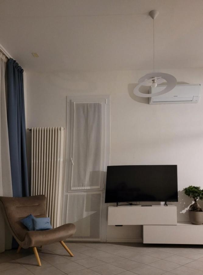Holiday Sweet Apartment มัลเชซิเน ภายนอก รูปภาพ