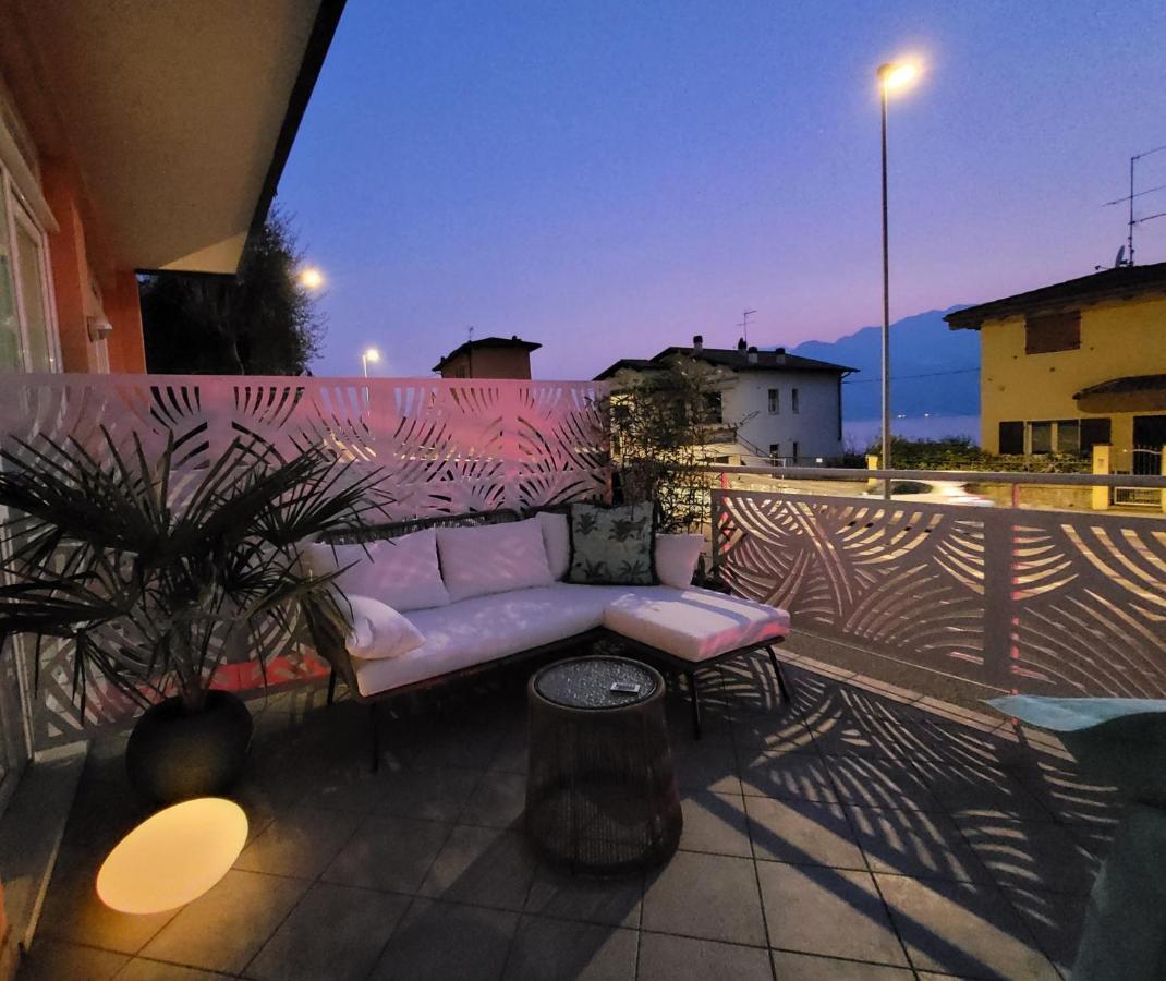 Holiday Sweet Apartment มัลเชซิเน ภายนอก รูปภาพ